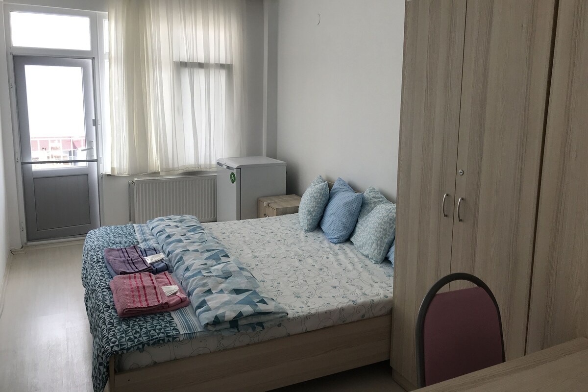 Standard Double Room, Sea View | 1 bedroom, desk, laptop workspace, rollaway beds