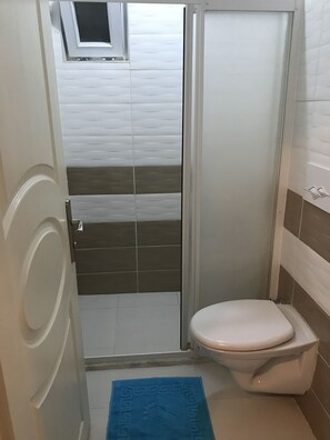 Standard Double Room, Sea View | Bathroom