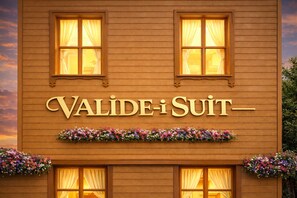 Front of property - Valide I Suit (Istanbul)