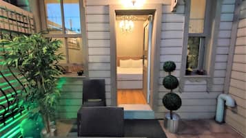Room | 1 bedroom, premium bedding, iron/ironing board, free WiFi