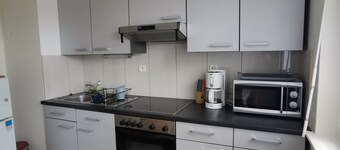 Charming 1 room, kitchen, bathroom of 35 m2 in very quiet residence.