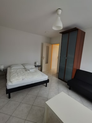 1 bedroom, iron/ironing board, free WiFi, bed sheets - Charming 1 room, kitchen, bathroom of 35 m2 in very quiet residence. (Mulhouse)