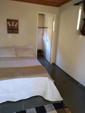 Desk, blackout drapes, iron/ironing board, free WiFi