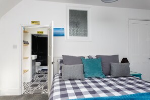 2 bedrooms, WiFi, bed sheets - At the Heart & Soul of Southsea (Portsmouth)