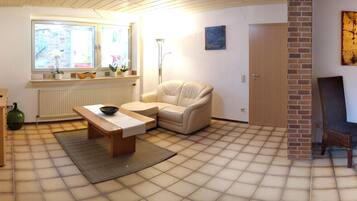 Fernseher, Stereoanlage