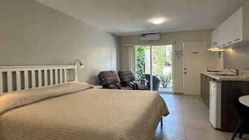 1 habitación, wifi gratis y ropa de cama
