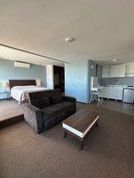 Suite estudio básica | 1 dormitorio, wifi gratis, ropa de cama