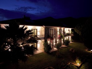 Front of property - evening/night - Casa Elia (Datça)