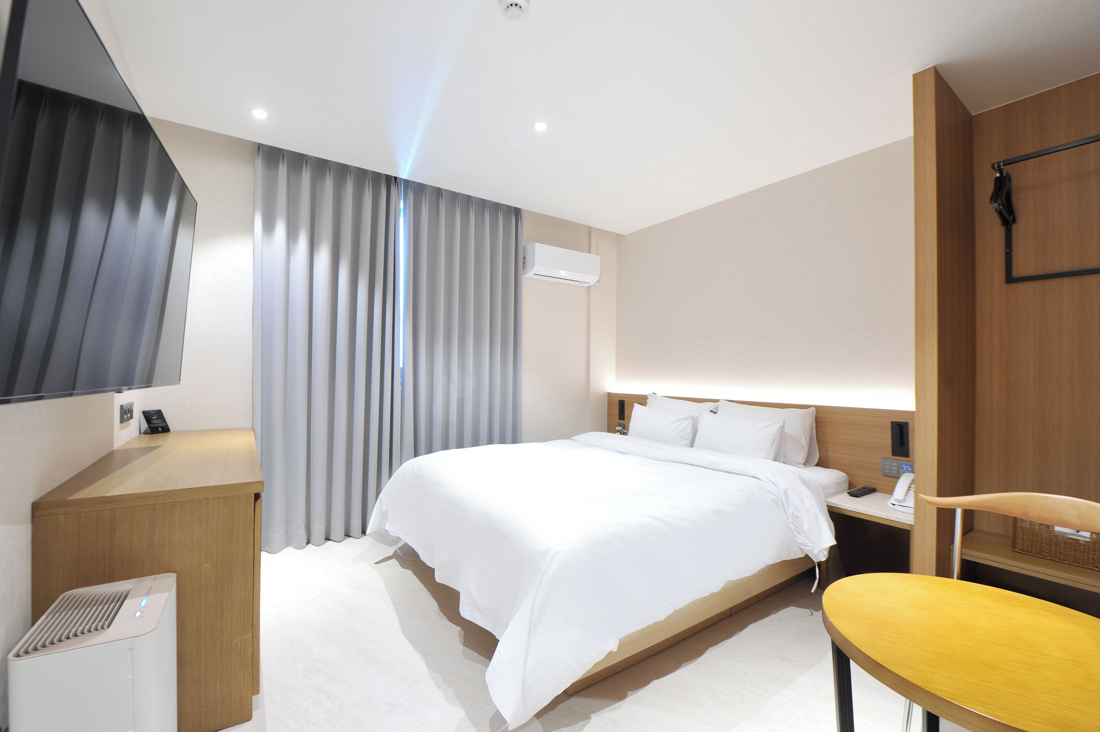 Wi-Fi gratuit, draps fournis