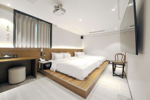 Quarto duplo família | Wi-Fi de cortesia, roupa de cama