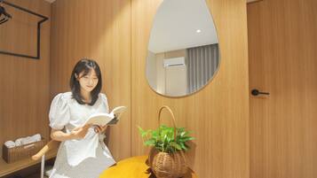 Standard Room | Free WiFi, bed sheets