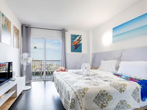 Iron/ironing board, internet, bed sheets