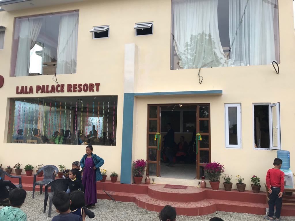 Overnatningsstedets indgangsparti