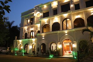 حديقة