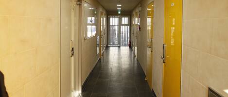 Standard Single Room, Women only (Contact hotel for check-in process) | Terraza o patio