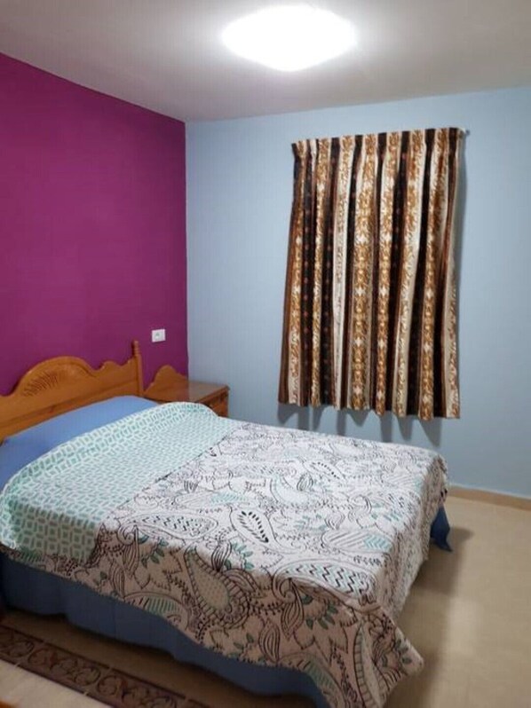 1 bedroom, iron/ironing board