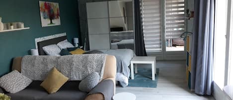 1 bedroom, iron/ironing board, travel crib, bed sheets