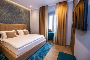 Double Room (204)
