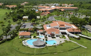 Exterior - Luxury colonial Golf Villa (Juan Dolio)