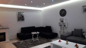 Unclassified image, 3 of 24, button - Super luxe app in Tanger aan zee (Tangier)