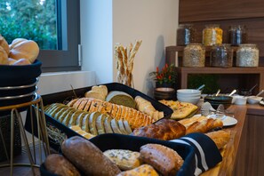 Desayuno buffet incluido todos los días 