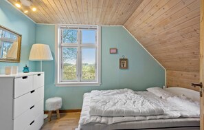 4 bedrooms, free WiFi - 4 bedroom awesome home in Humble (Humble)