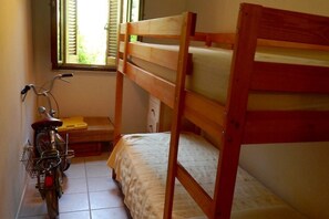 3 bedrooms, bed sheets - N098 - Numana, new three-room apartment with garden in a residence with pool (Sirolo)