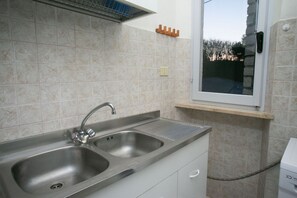 Interior - M087 - Marcelli, three-room apartment with terrace at the Mareverde residence (Marcelli)