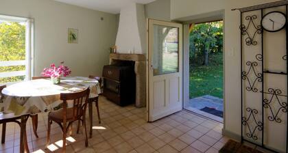 Charming cottage for 4 in La Brosse
