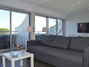 TV - 2-room apartment with AC and parking, sleeps 4 - Port Camargue (Port Camargue)