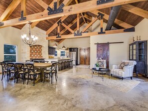 Dining - 2 Houses-6 Acres, Riverfront, Pool, Hot Tub, BEAUTIFUL VALLEY VIEW. 7BR 7Baths (Blanco)