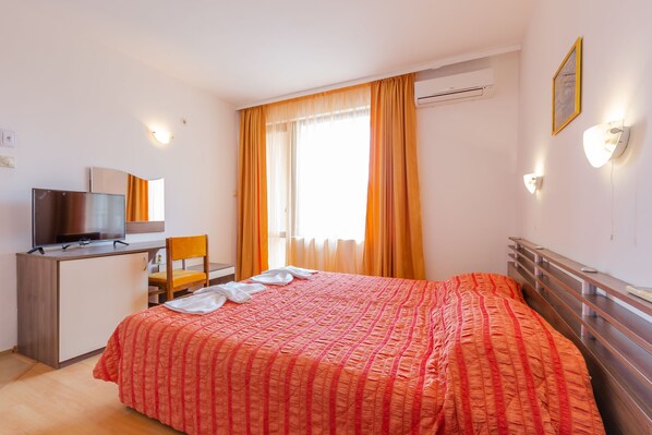 Iron/ironing board, cots/infant beds, free WiFi, bed sheets