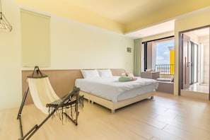 Superior Double Room, Balcony | Desk, free WiFi, bed sheets - Penghu Water Reflection (Magong)