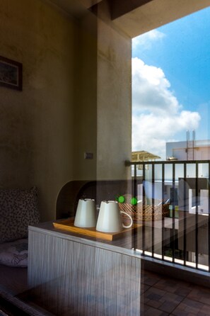 Superior Double Room, Balcony | Desk, free WiFi, bed sheets - Penghu Water Reflection (Magong)