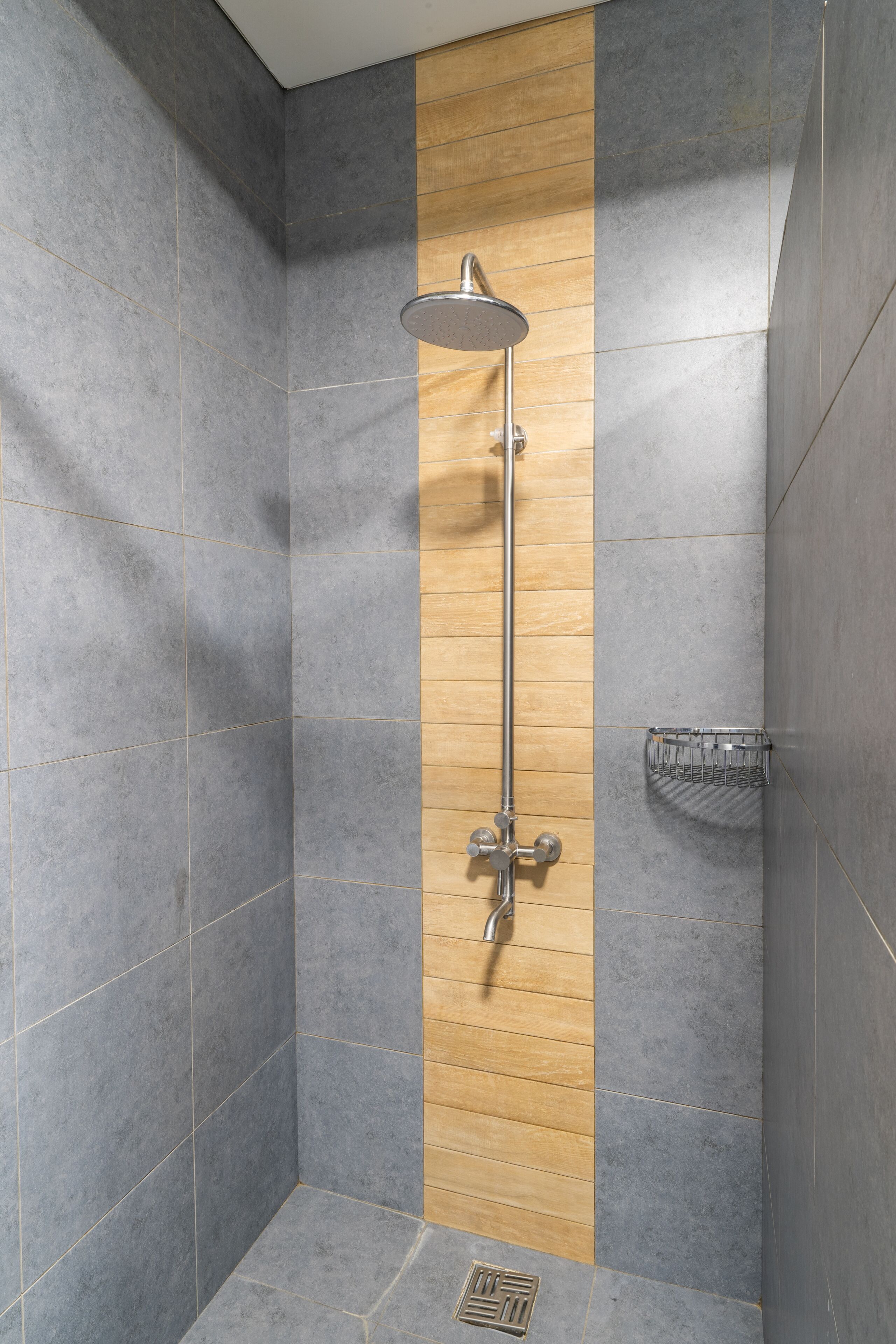 Shower, hair dryer, slippers