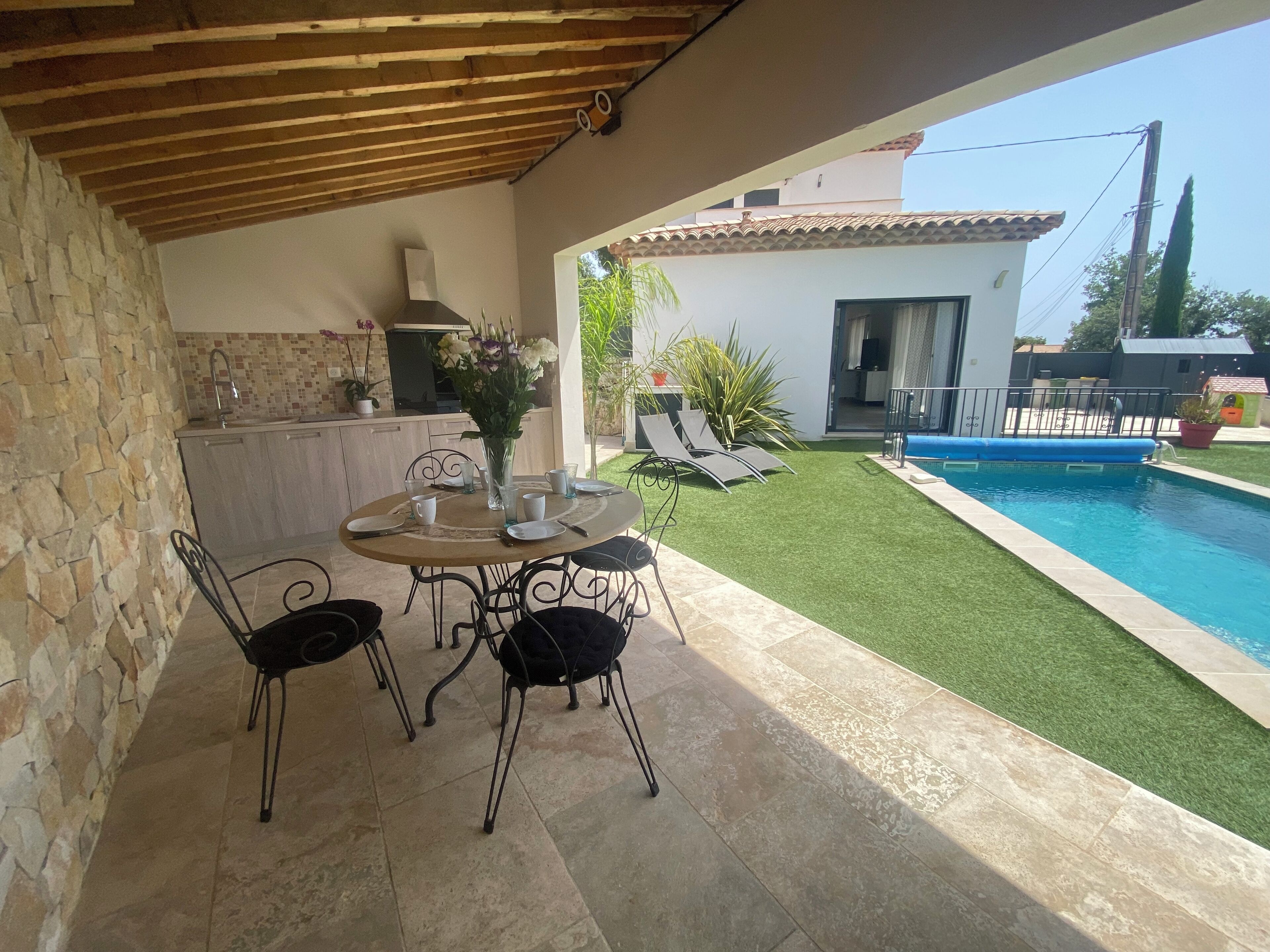 Piscine extérieure, piscine chauffée