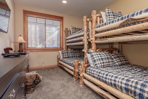 Townhome, 4 Bedrooms (Timbers #1031) | 5 bedrooms, free WiFi