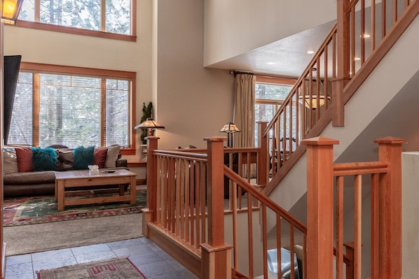 Townhome, 4 Bedrooms (Timbers #1031) | Living area | Flat-screen TV, fireplace, DVD player - Timbers #1031 (Mammoth Lakes)