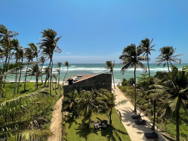 プレジデンシャル ルーム | エジプト綿のシーツ、高級寝具、ピロートップベッド、ミニバーのアイテム (無料)