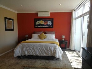 1 Schlafzimmer, Zimmersafe, Schreibtisch, kostenloses WLAN