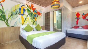 Exclusive Cabin | Premium bedding, individually decorated, blackout drapes, soundproofing