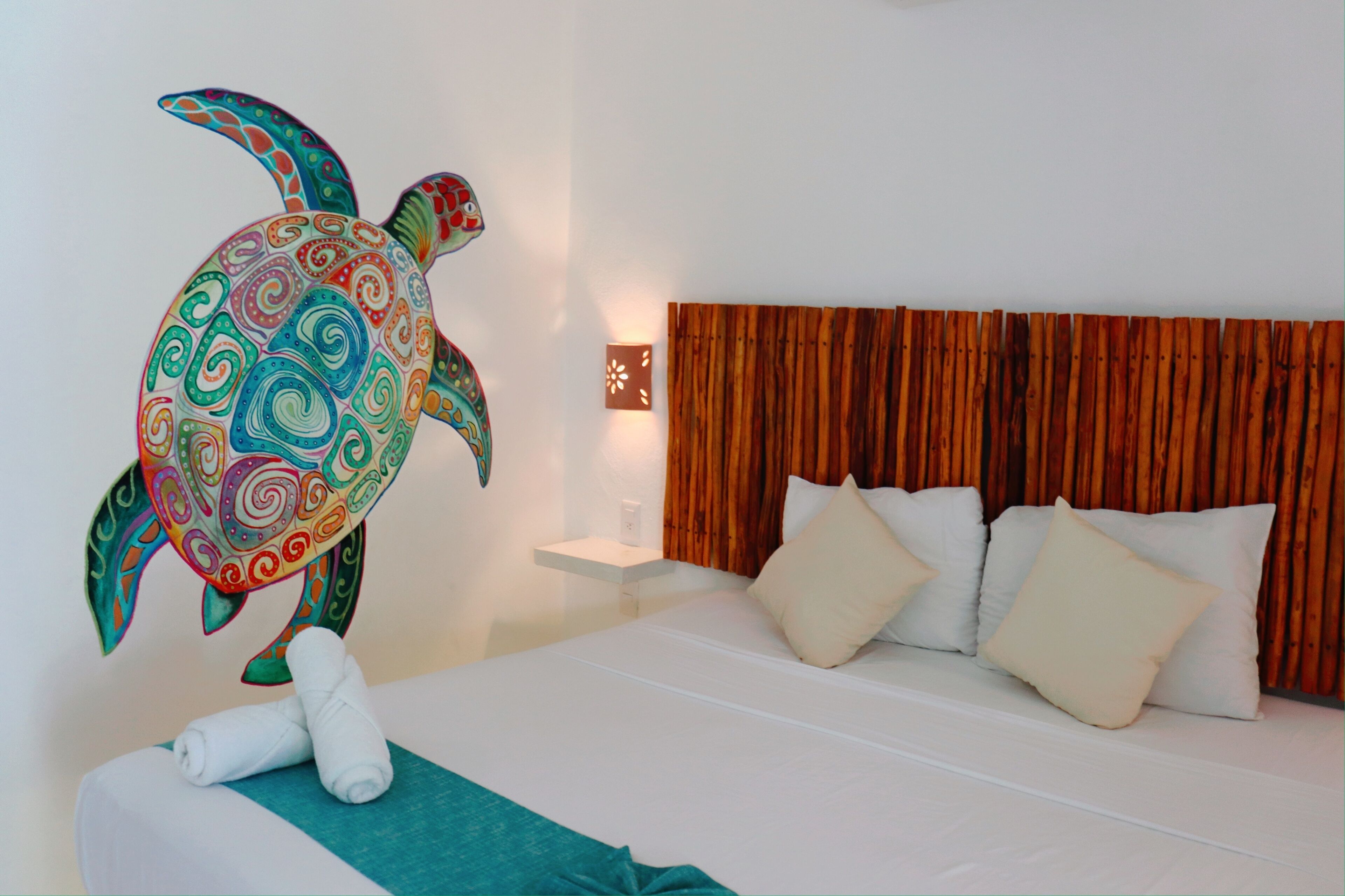 standard room | 1 bedroom, premium bedding, minibar, in-room safe