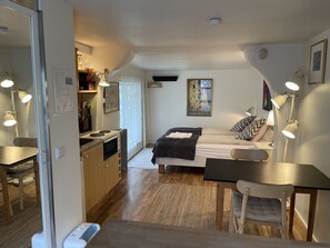 1 chambre, Wi-Fi gratuit, draps fournis