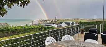 ganske liten CHALET med utsikt over havet stranden 250 m