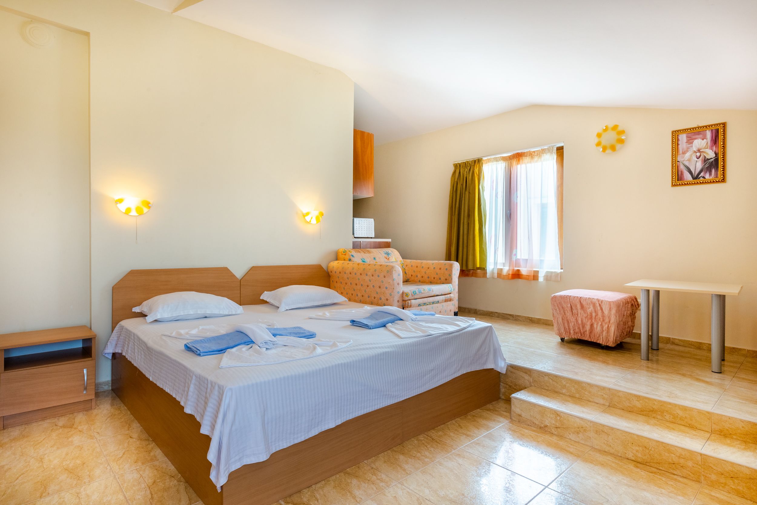 舒適公寓, 1 張加大雙人床及 1 張梳化床 (XZ) | 嬰兒床 (收費)、免費 Wi-Fi、床單