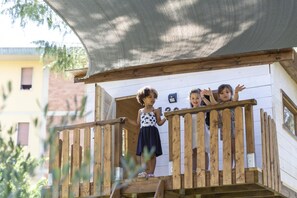 Balcony - Anda e Rianda (Campi Bisenzio)