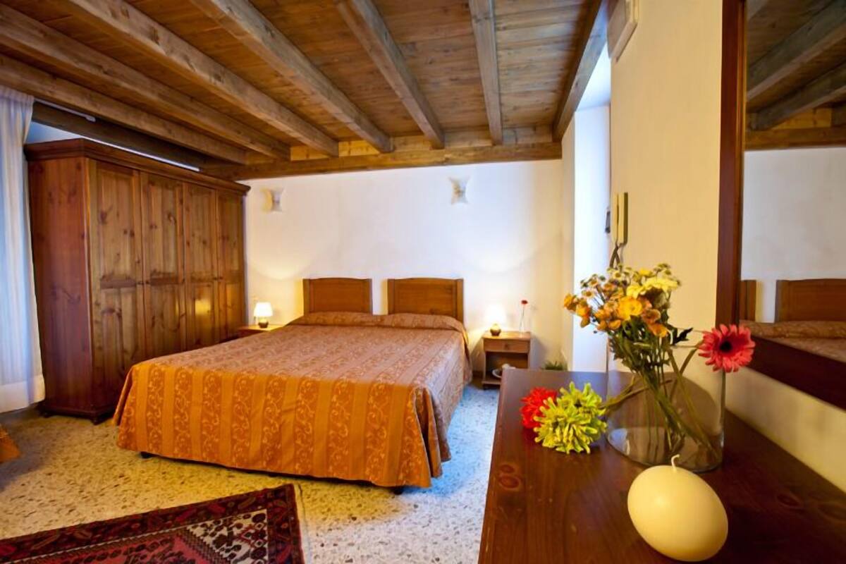 Superior Triple Room | 1 bedroom, desk, blackout drapes, iron/ironing board (on request)