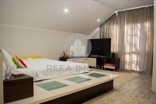 3 habitaciones y acceso a internet 