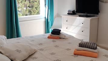 2 Schlafzimmer, Bügeleisen/Bügelbrett, kostenloses WLAN, Bettwäsche
