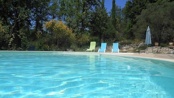 Piscine extérieure